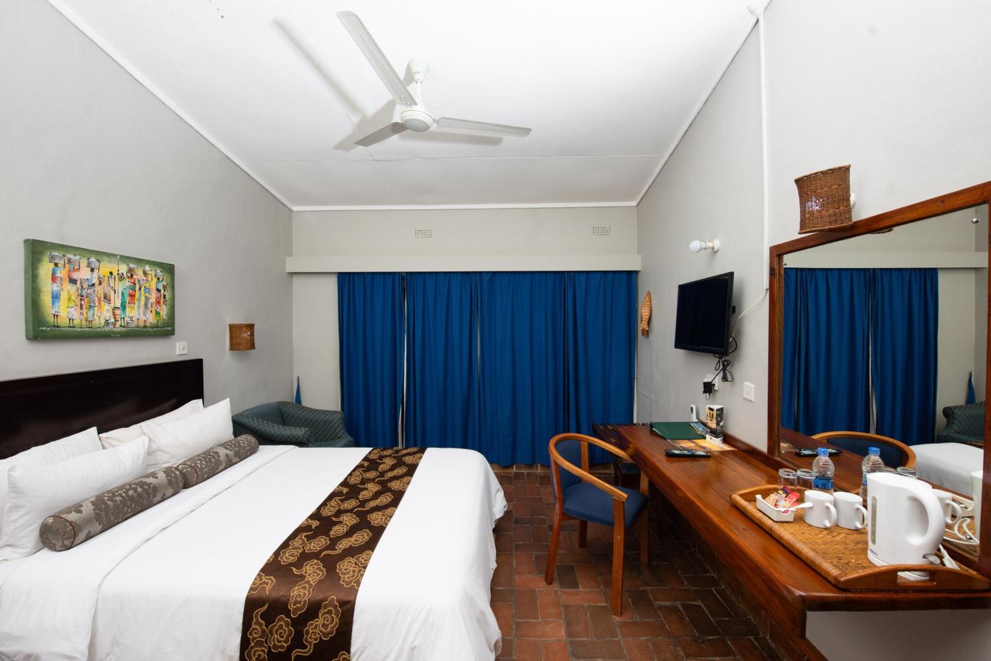 Sunbird Chintheche Hotell Nkhata Bay Eksteriør bilde